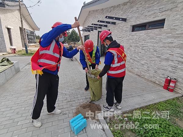 清理渣土