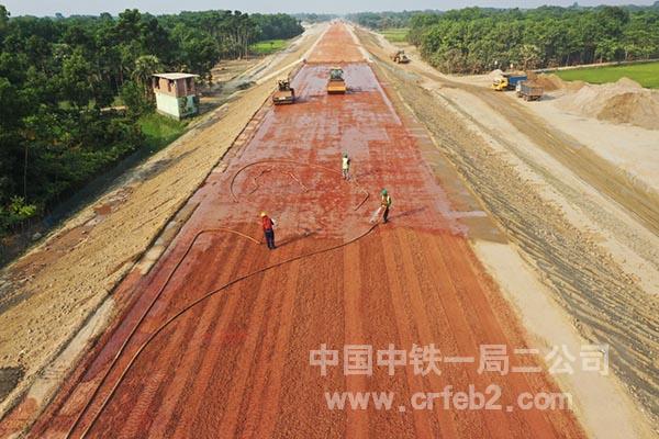 孟加拉铁路项目路基表层施工